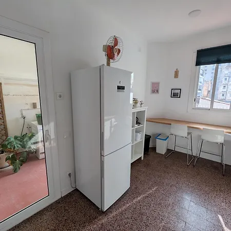 Apartment Centric 100m From The