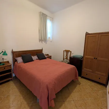 Centric 100m From The Apartment Mataro
