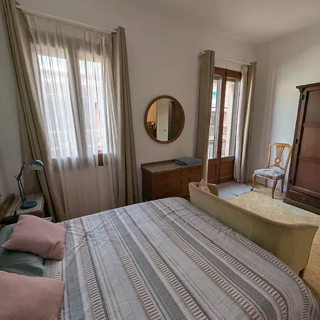 Apartment Centric 100m From The *